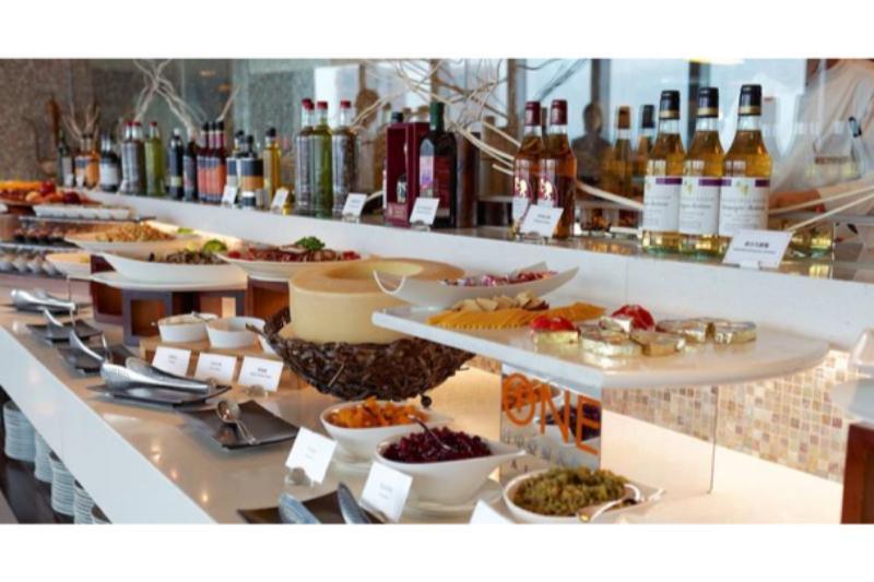 The Landis Taichung Hotel Kültér fotó A salad bar