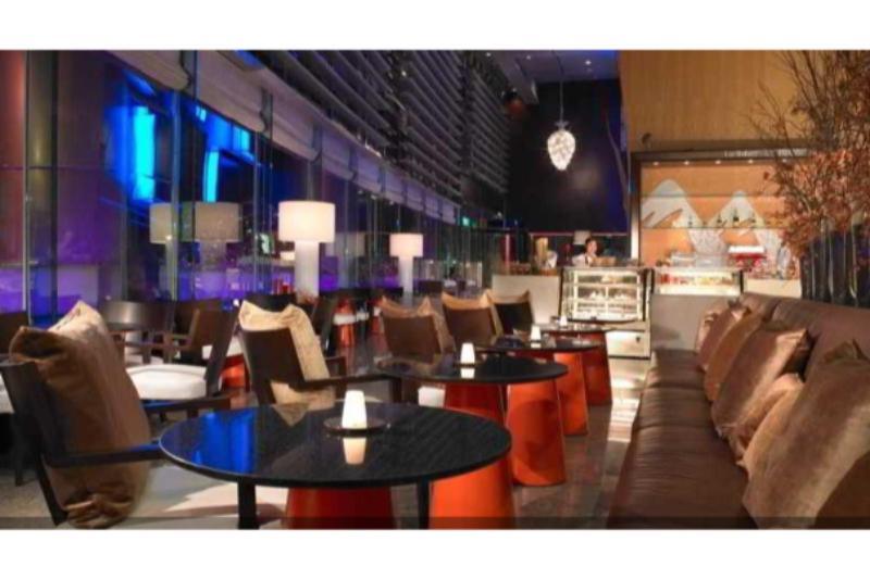 The Landis Taichung Hotel Kültér fotó The Lounge at the airport